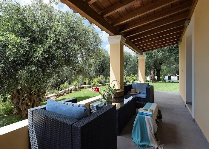 Willa Terra Rossa 3bd With Seaview Pyrgi (Corfu)