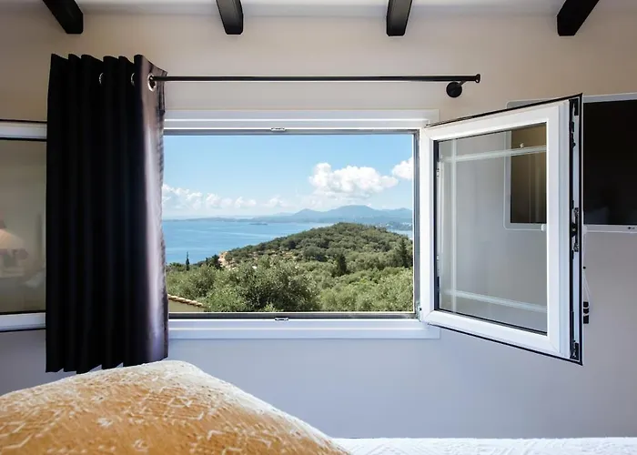 Terra Rossa 3bd With Seaview Willa Pyrgi (Corfu)