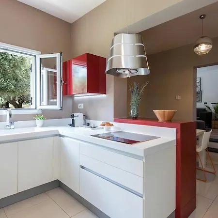 Terra Rossa 3bd With Seaview * Pyrgi (Corfu)