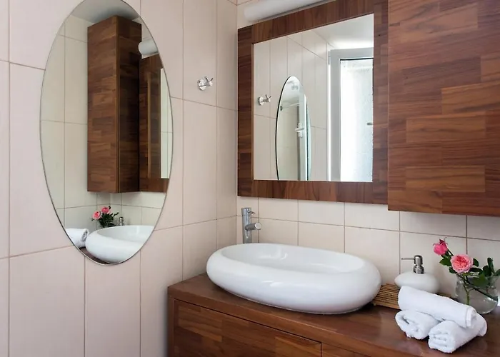 Terra Rossa 3bd With Seaview *
