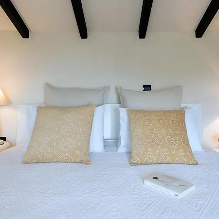 Terra Rossa 3bd With Seaview *